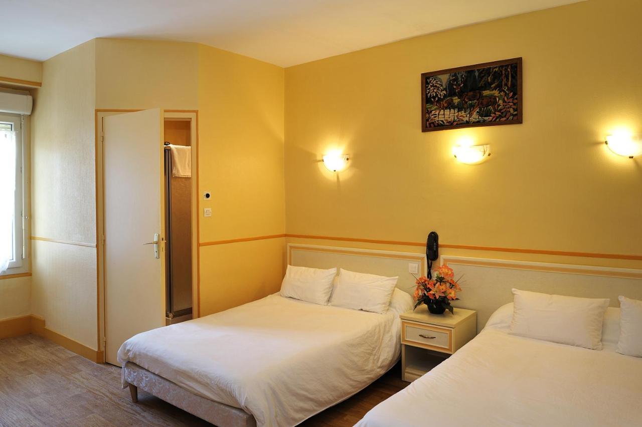 Logis Hostellerie Du Cheval Blanc Sainte Maure de Touraine Bagian luar foto